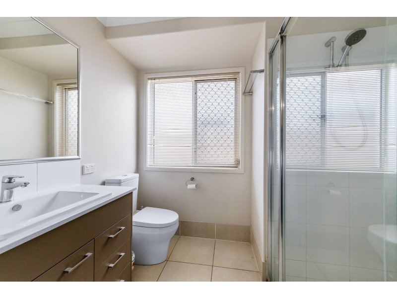 8 Mint Street, Caloundra West QLD 4551