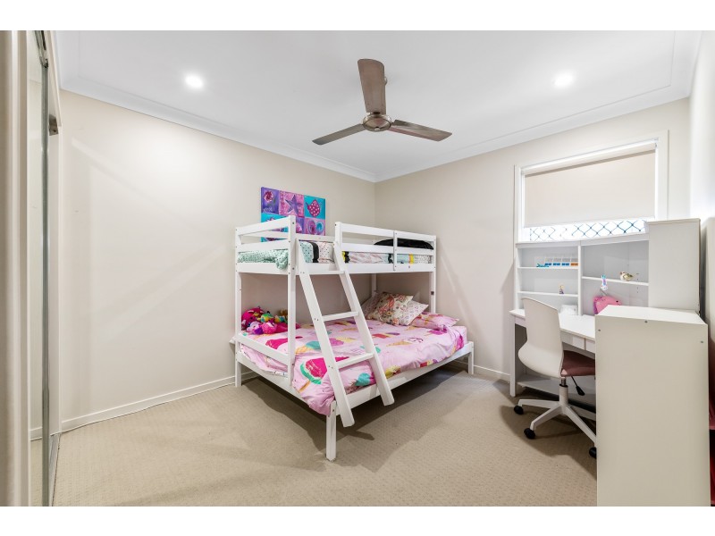 8 Mint Street, Caloundra West QLD 4551