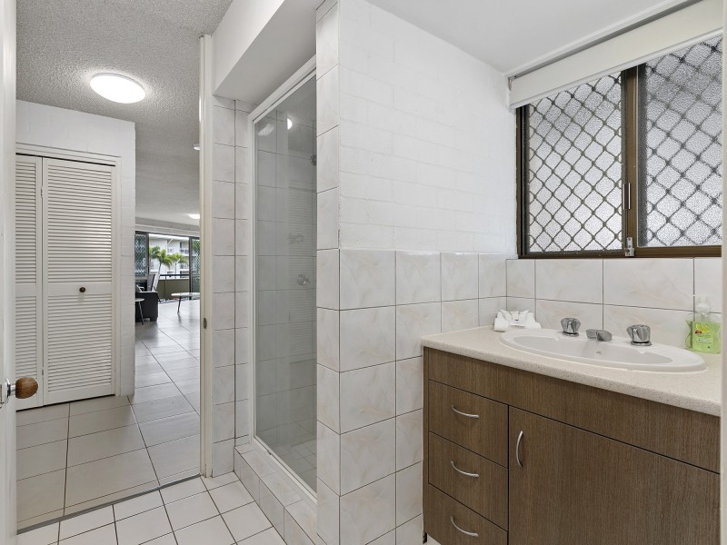 2/9 Pacific Tce, Alexandra Headland QLD 4572