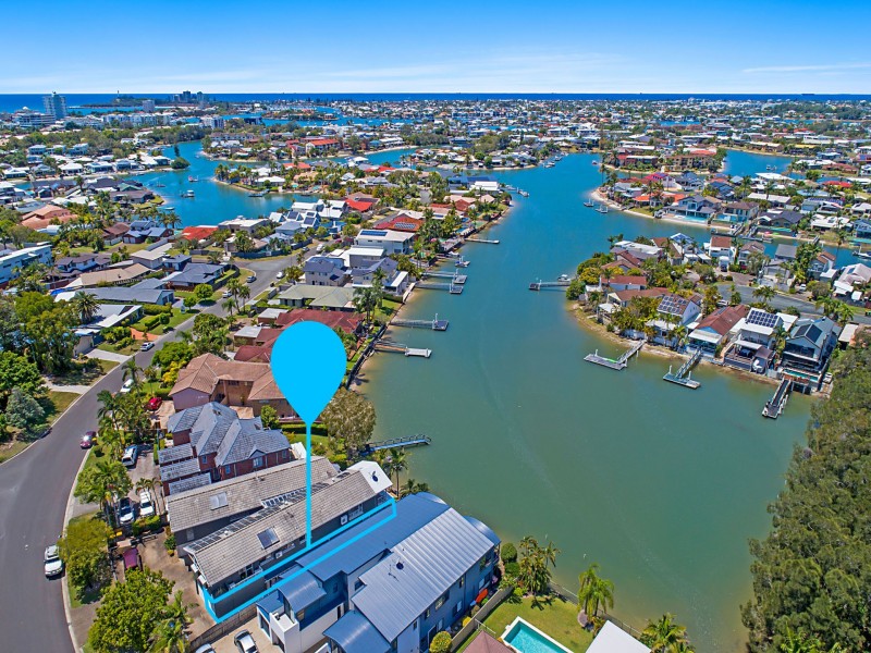 1/12 Carrothool Place, Mooloolaba QLD 4557