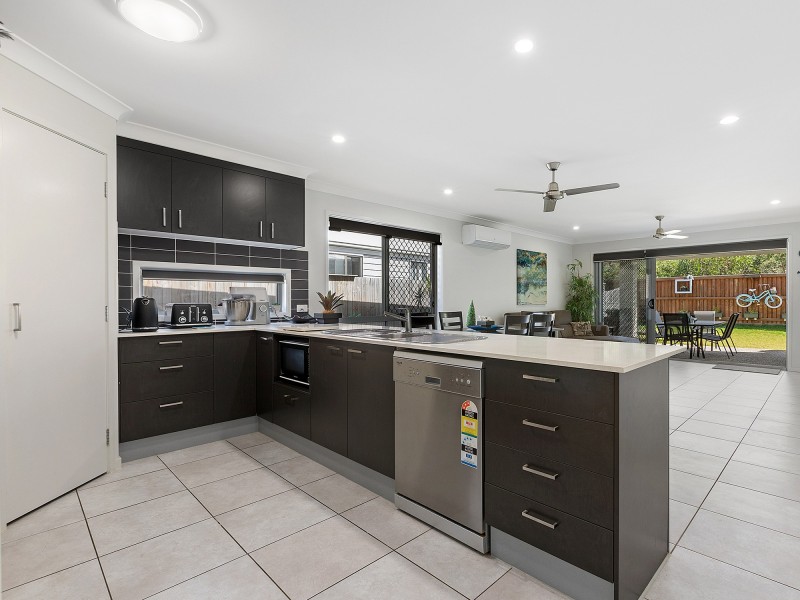 23 Turquoise Place, Caloundra West QLD 4551