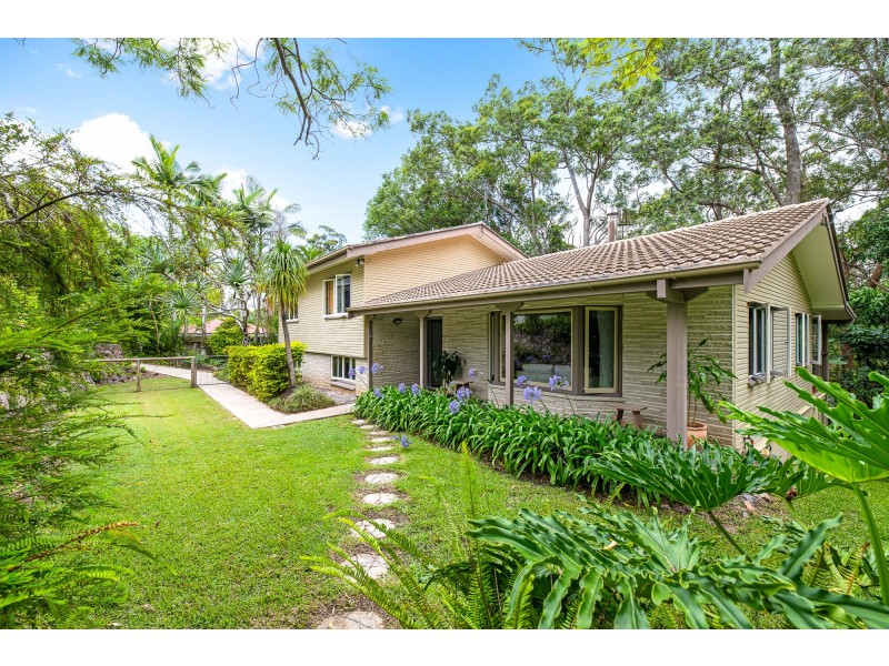 107 Panorama Dr, Nambour QLD 4560