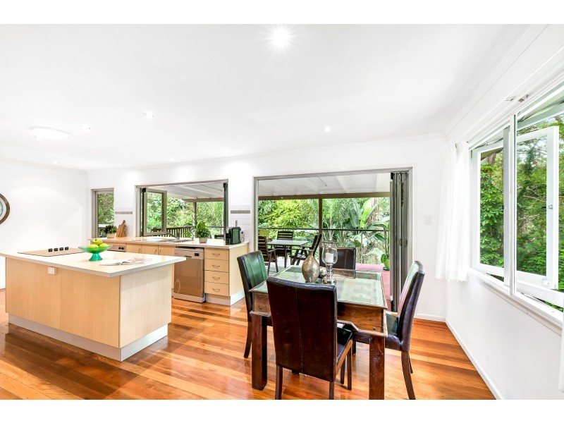 107 Panorama Dr, Nambour QLD 4560