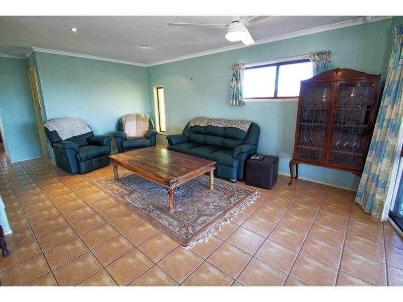 42 Schirrmann Dr, Maroochydore QLD 4558