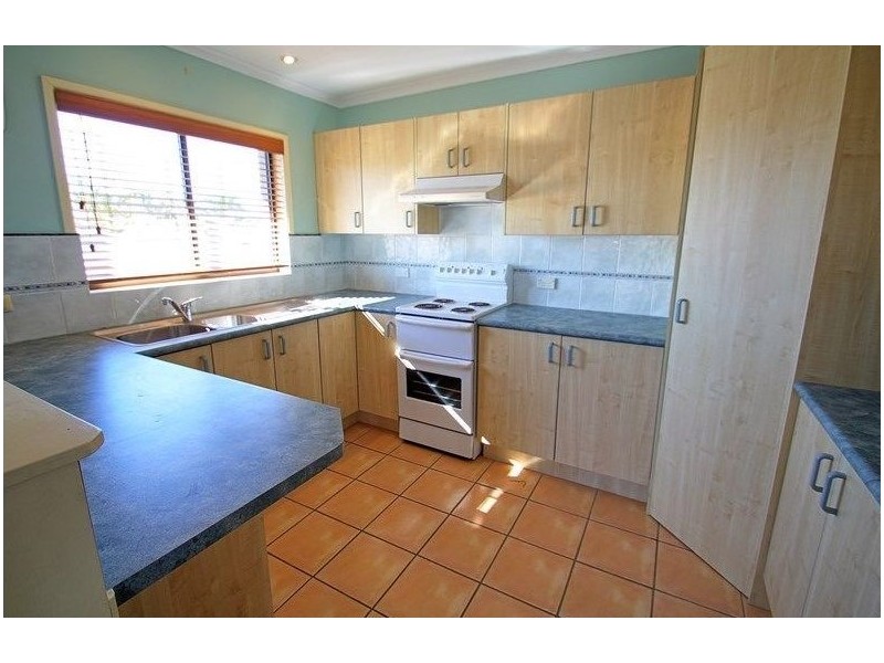 42 Schirrmann Dr, Maroochydore QLD 4558