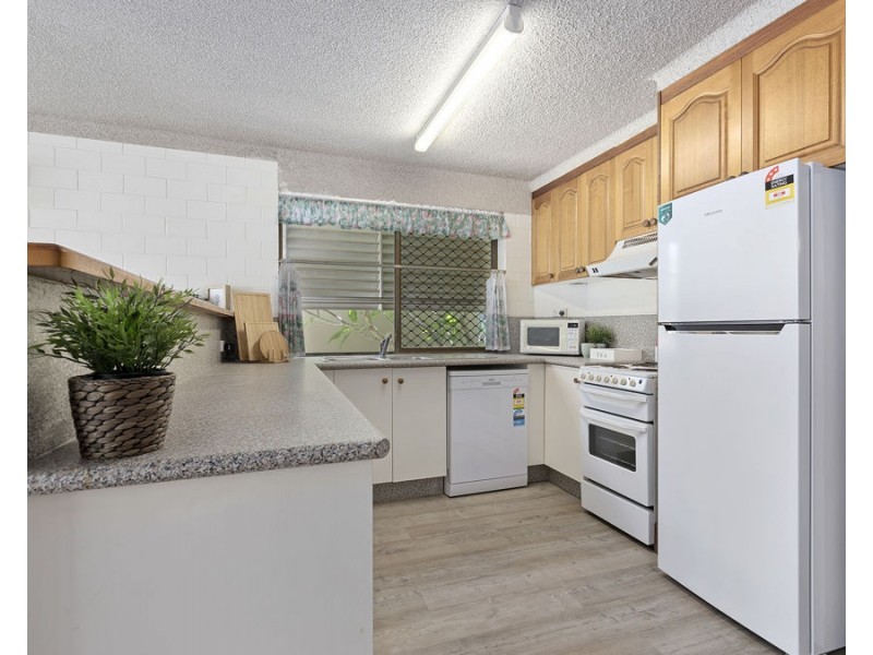2/60 River Esplanade, Mooloolaba QLD 4557