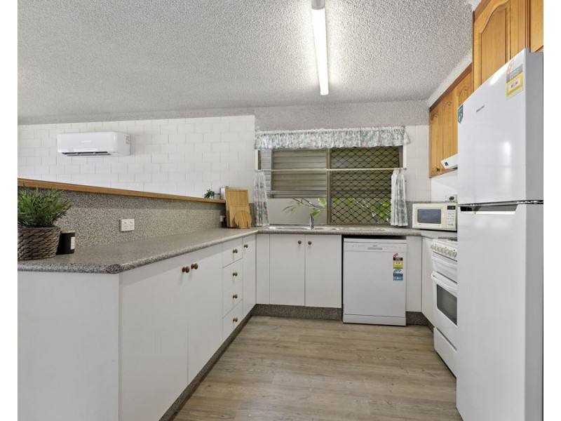 2/60 River Esplanade, Mooloolaba QLD 4557