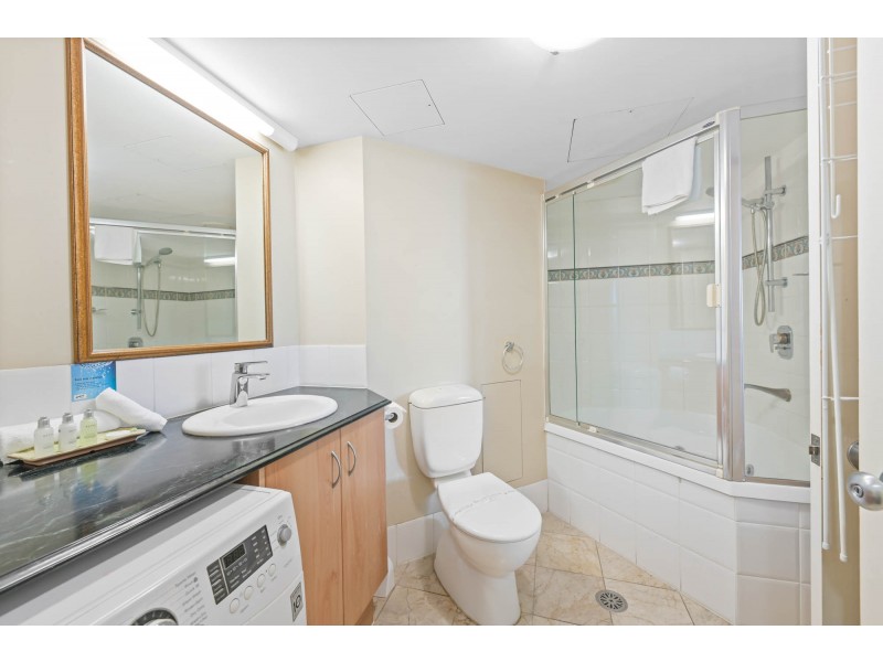 572/11 Mooloolaba Esplanade, Mooloolaba QLD 4557