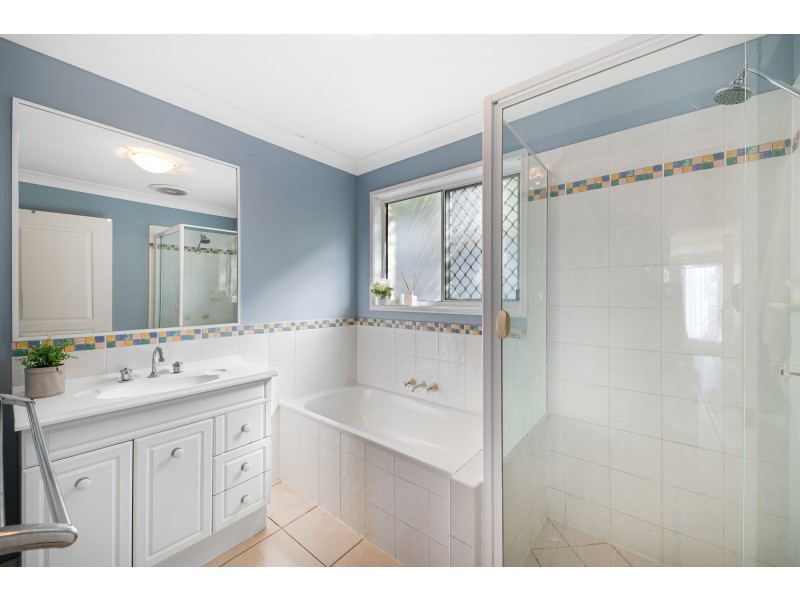 32 Magellan Cres, Sippy Downs QLD 4556