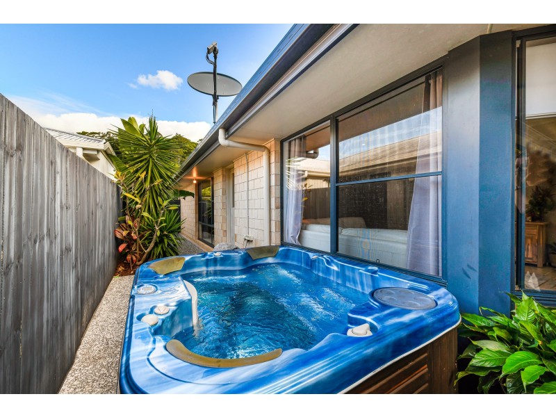 8 Clearwater Circuit, Bli Bli QLD 4560