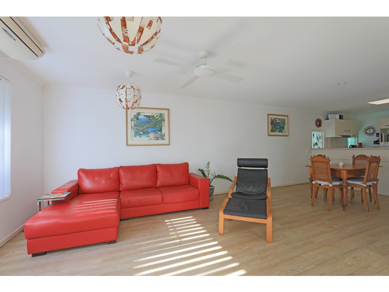 22/1 Poinsettia Court, Mooloolaba QLD 4557