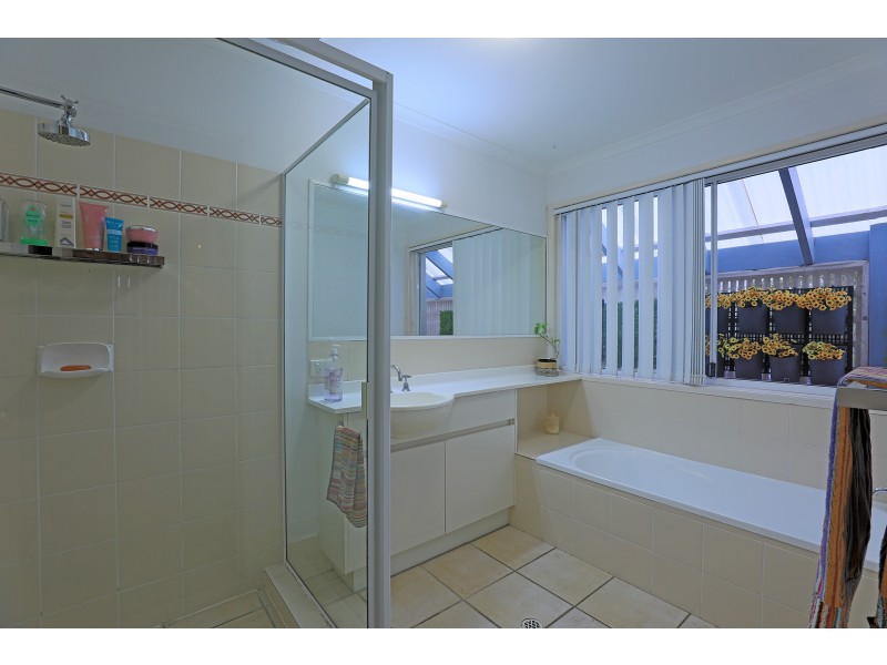 22/1 Poinsettia Court, Mooloolaba QLD 4557