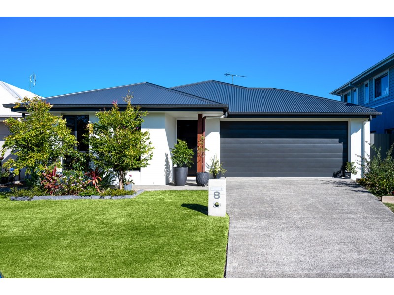 8 Haley St, Palmview QLD 4553