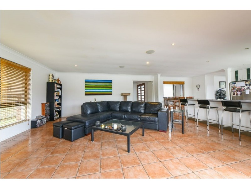 26 Coorumbong Close, Mooloolaba QLD 4557