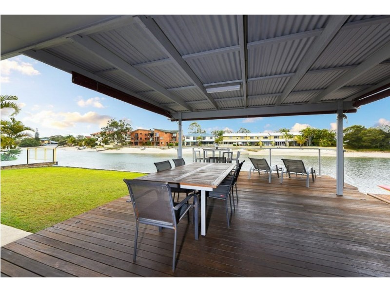 26 Coorumbong Close, Mooloolaba QLD 4557