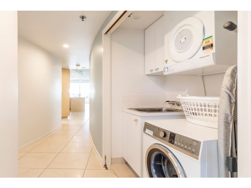 208/14 Aerodrome Road, Maroochydore QLD 4558