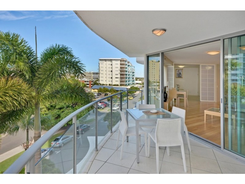 301/19 First Ave, Mooloolaba QLD 4557