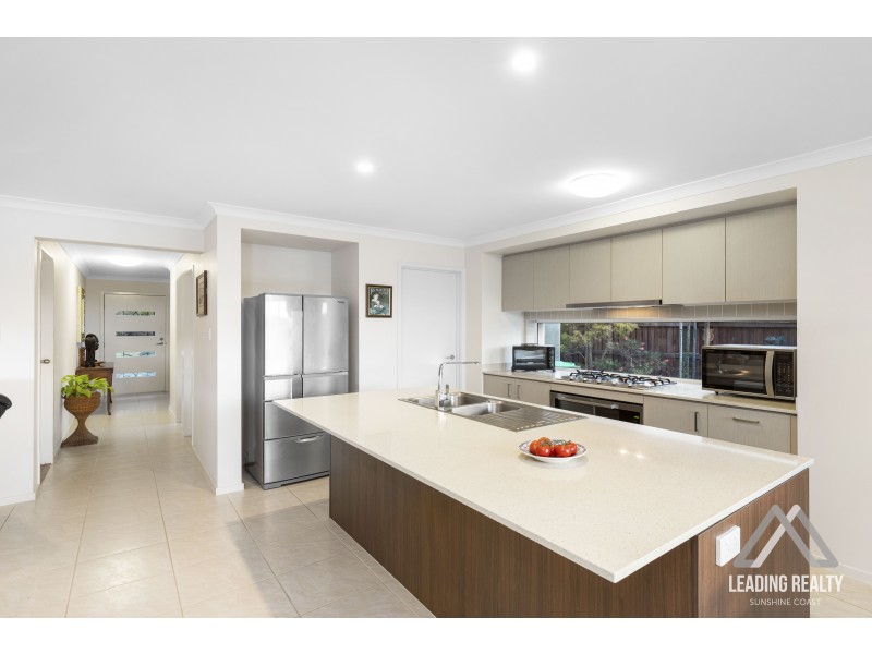 6 Caspian Cct, Mountain Creek QLD 4557