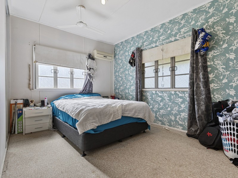 15 Mount Pleasant Rd, Nambour QLD 4560