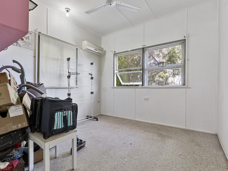 15 Mount Pleasant Rd, Nambour QLD 4560