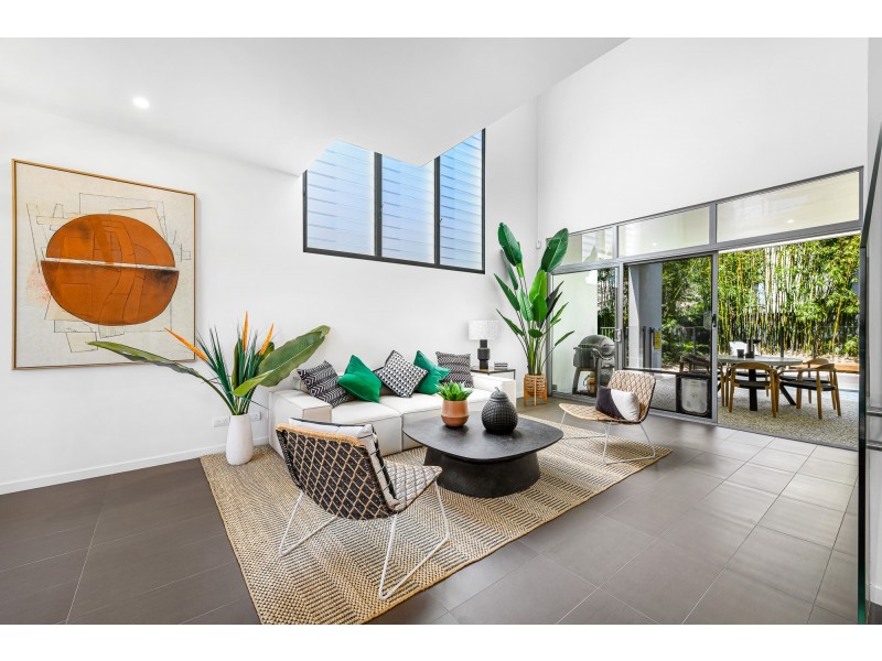 61 The Decks, Wurtulla QLD 4575