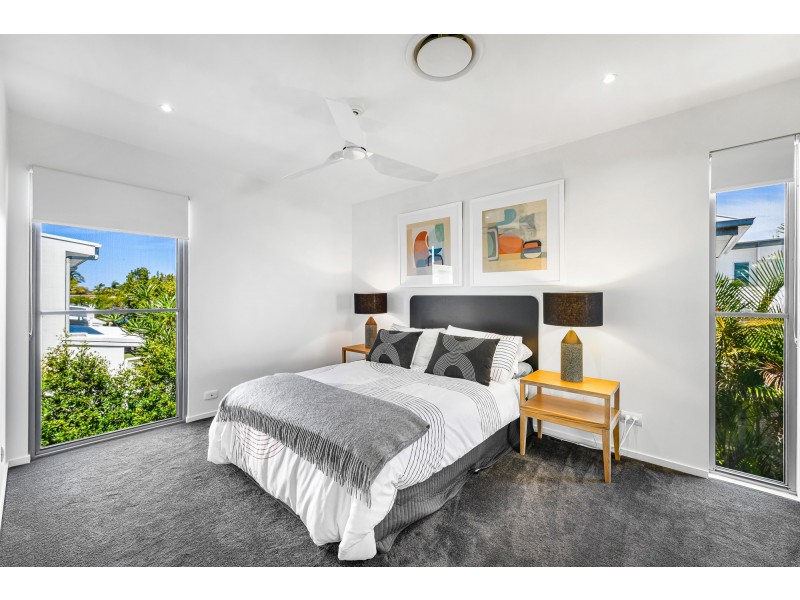 61 The Decks, Wurtulla QLD 4575