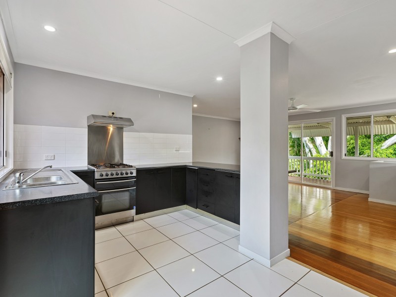 15 Sunset Ave, Buderim QLD 4556