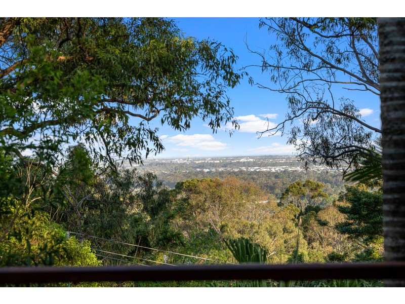 10 Nyes Cres, Buderim QLD 4556