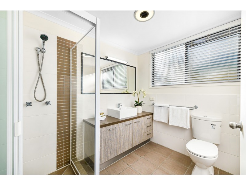 10 Nyes Cres, Buderim QLD 4556