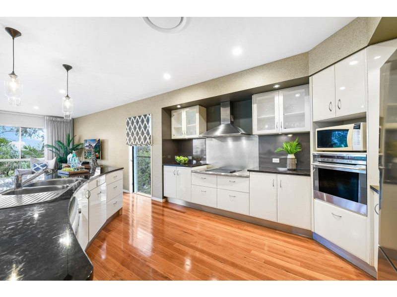 16 Buderim Vista Ct, Buderim QLD 4556