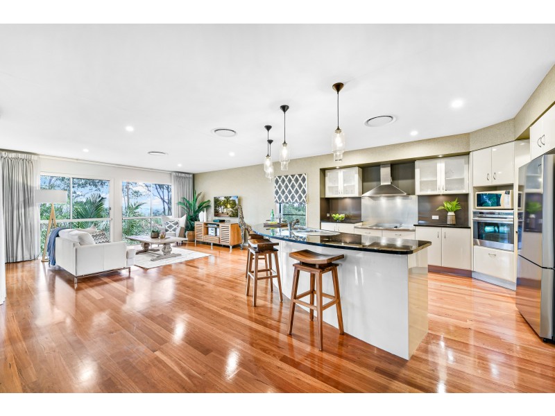 16 Buderim Vista Ct, Buderim QLD 4556