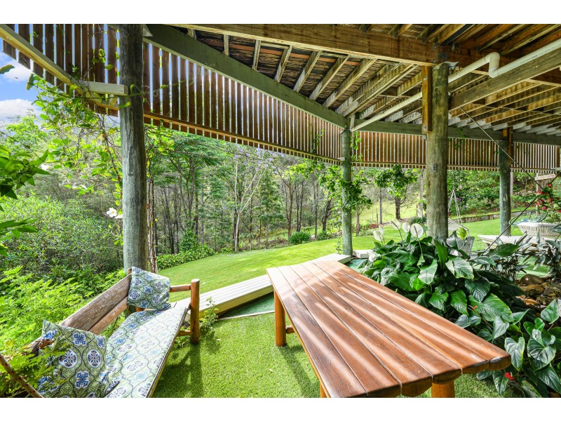 20 Viewland Dr, Mooloolah Valley QLD 4553