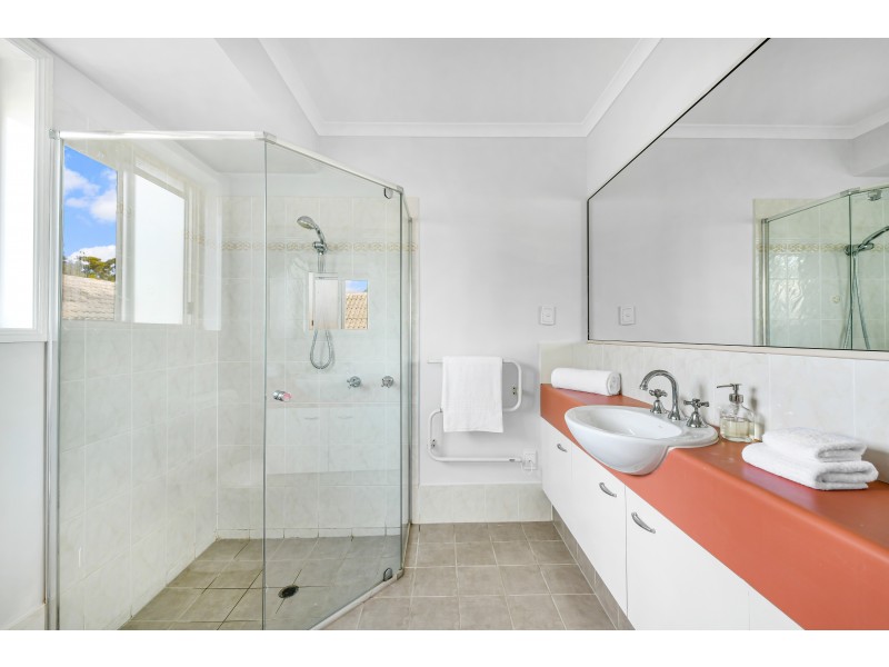 12 Mclaren Pl, Buderim QLD 4556