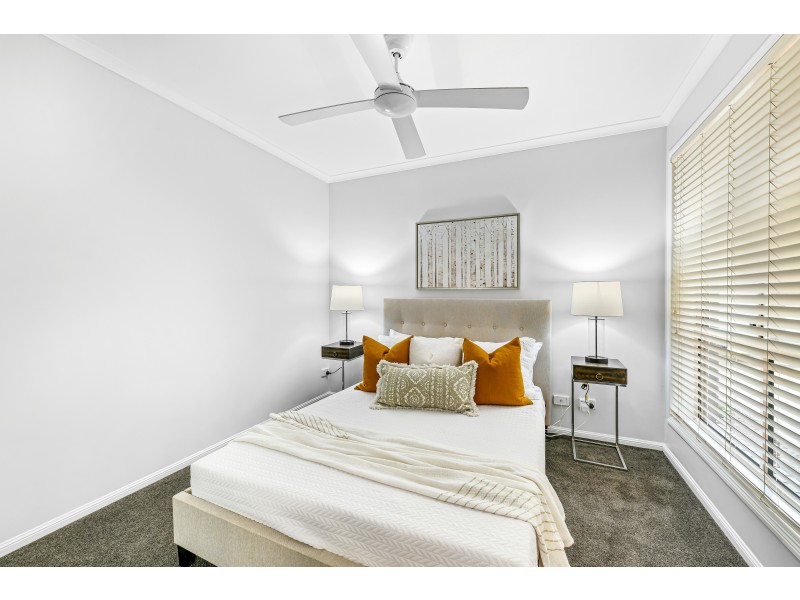 12 Mclaren Pl, Buderim QLD 4556