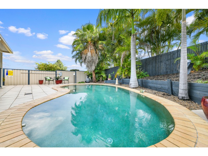 12 Mclaren Pl, Buderim QLD 4556
