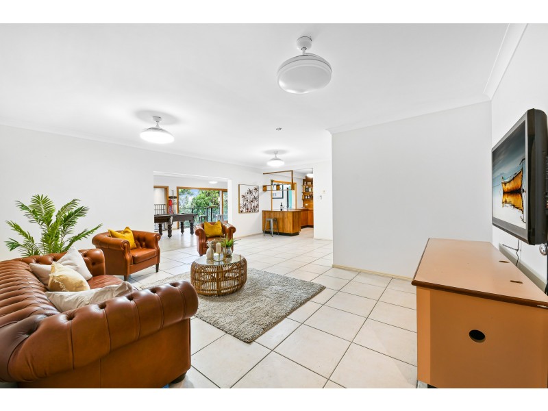 16 Caroline Cres, Buderim QLD 4556