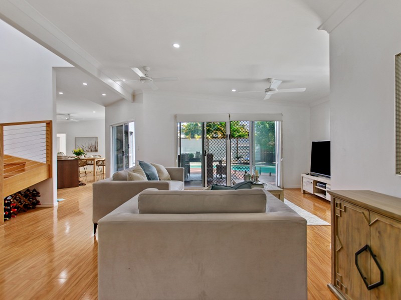 49 Sassifras St, Mudjimba QLD 4564