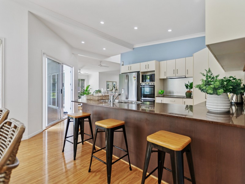 49 Sassifras St, Mudjimba QLD 4564