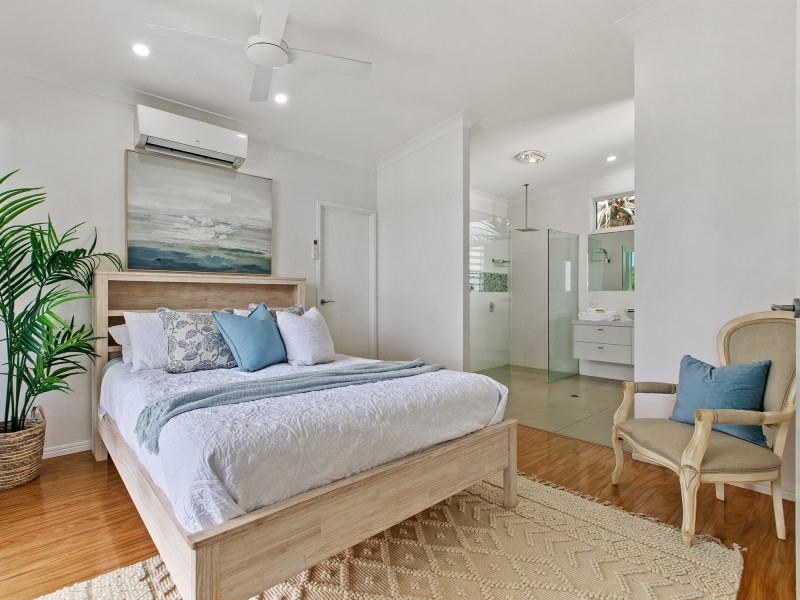 49 Sassifras St, Mudjimba QLD 4564