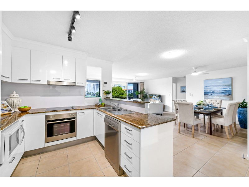 202/34 Fourth Ave, Maroochydore QLD 4558