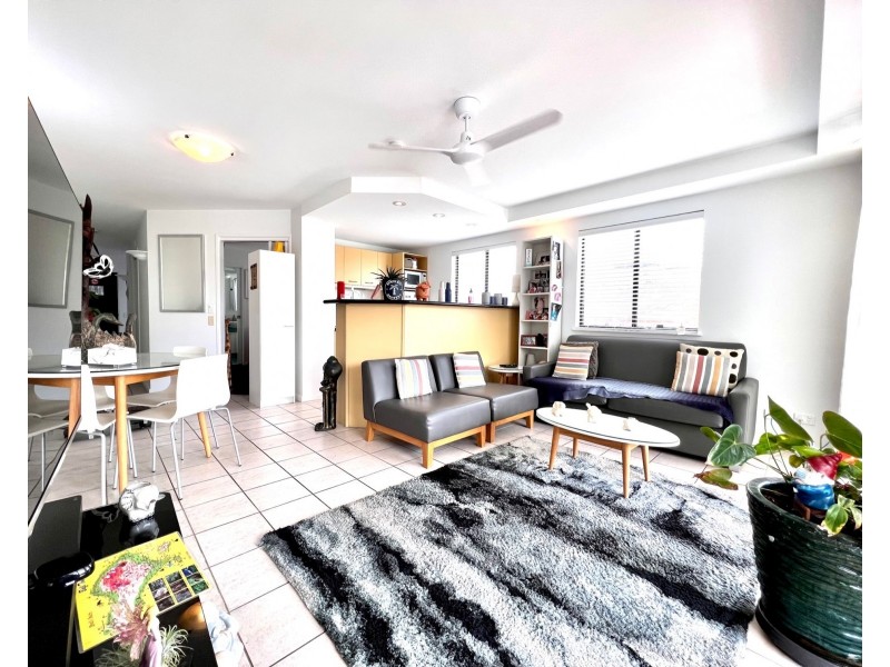 16/14-16 River Esp, Mooloolaba QLD 4557