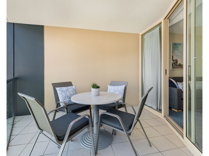 569/11 Mooloolaba Esplanade, Mooloolaba QLD 4557