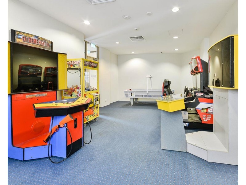 569/11 Mooloolaba Esplanade, Mooloolaba QLD 4557