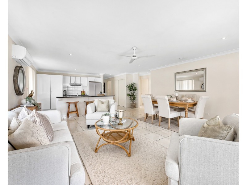 24 Gipps St, Caloundra West QLD 4551