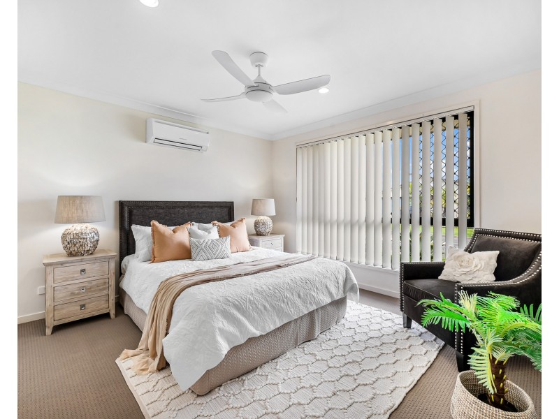 24 Gipps St, Caloundra West QLD 4551