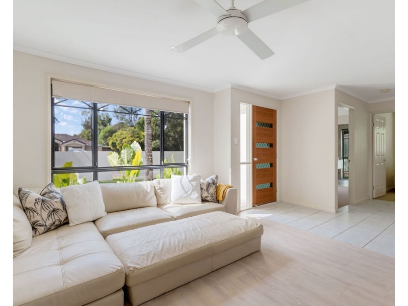8 Ironwood Court, Mountain Creek QLD 4557