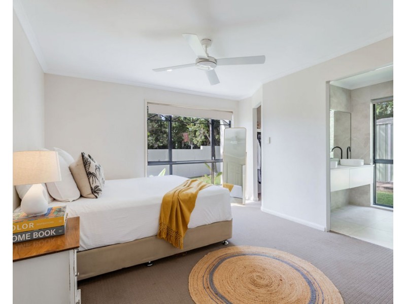 8 Ironwood Court, Mountain Creek QLD 4557