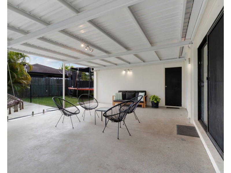 8 Ironwood Court, Mountain Creek QLD 4557