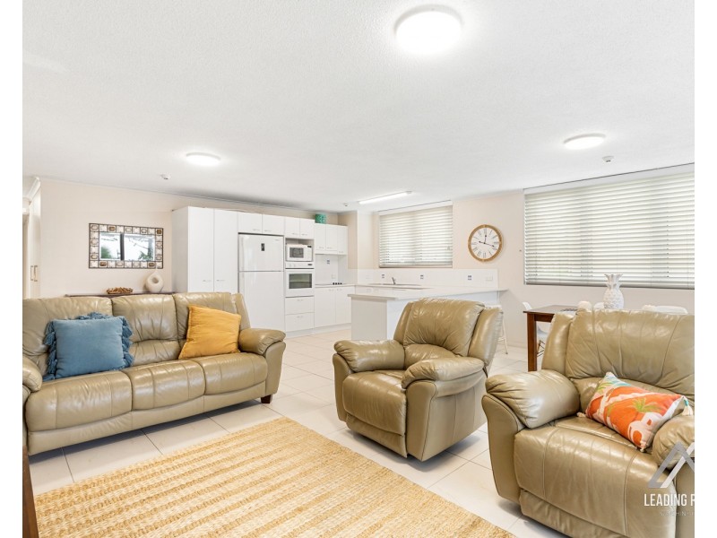 4/125 Mooloolaba Esp, Mooloolaba QLD 4557