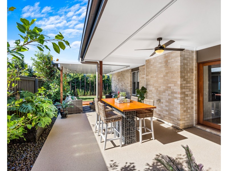 39 Parkview Dr, Little Mountain QLD 4551
